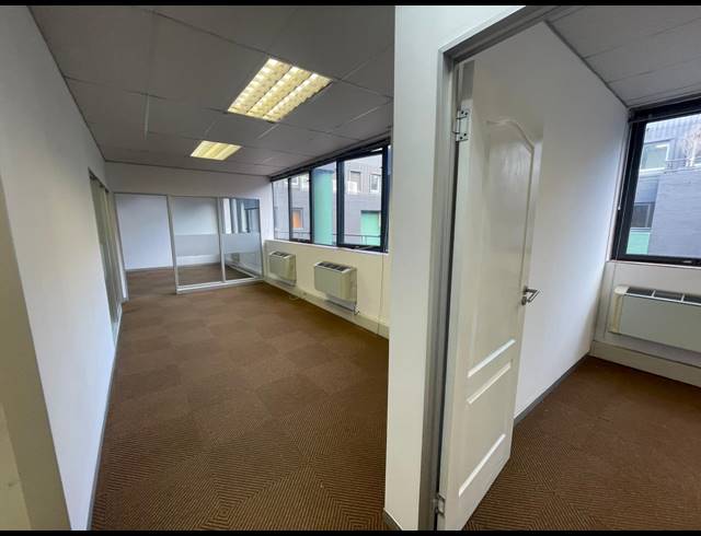 149M² OFFICE TO LET IN ROSEBANK